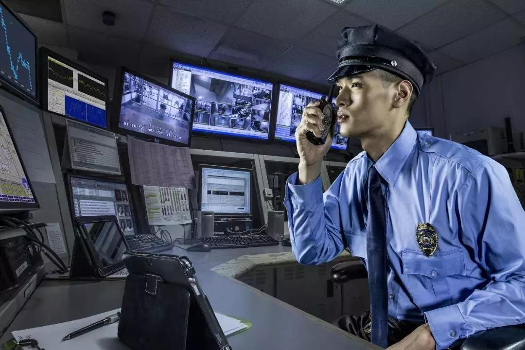 重要要求：軍隊(duì)禁止用微信取代對(duì)講機(jī)執(zhí)行任務(wù)！